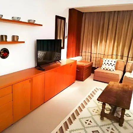 Con Garaje Gratis Apartamento *